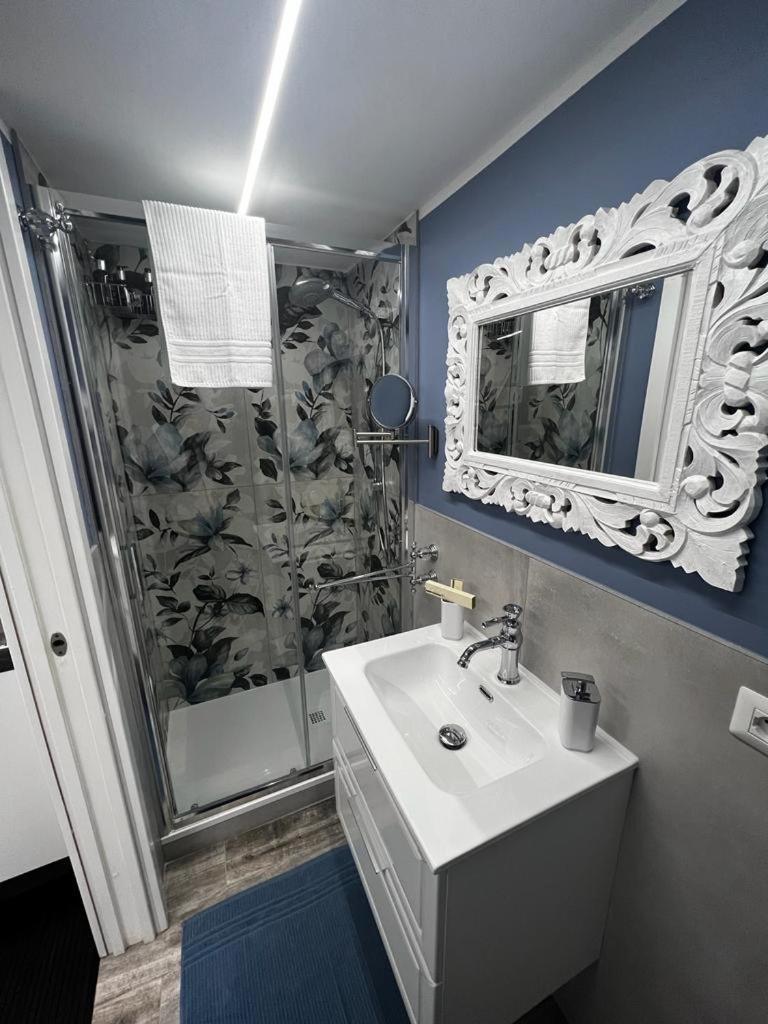 Leopardi House 3 Appartement